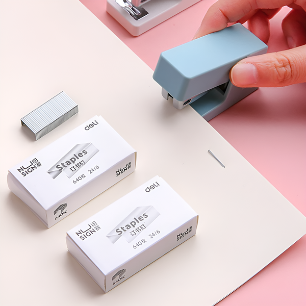 Sweet Stitch Mini Stapler