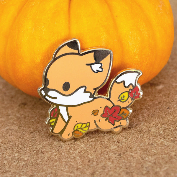 Cute Fox & Fallen Leaves Enamel Pin