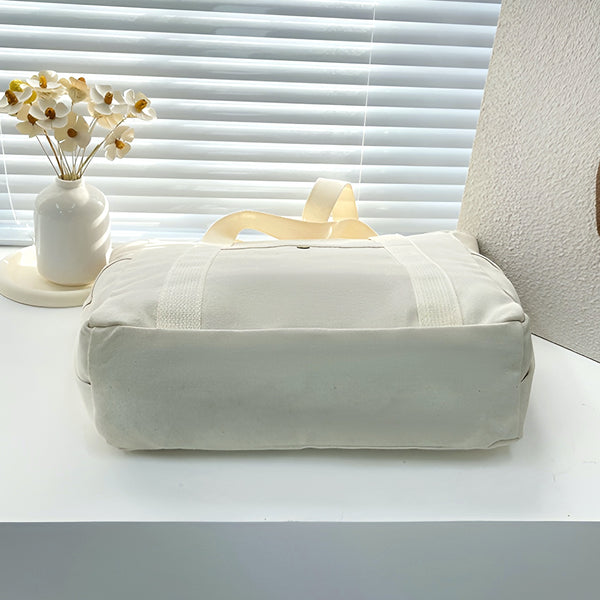 Everyday Essentials Multi-Pocket Tote