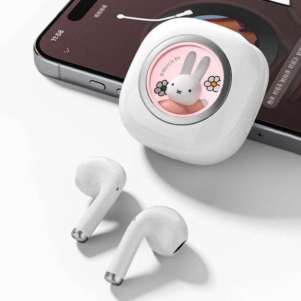 Miffy's Wireless Ear Buds With Wireless Charger