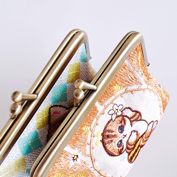 Mofusand Kiss-Lock Purse - Beige