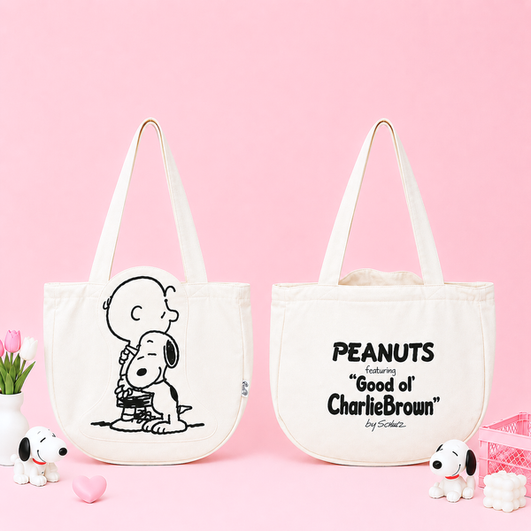 Peanuts Snoopy Canvas Daily Tote