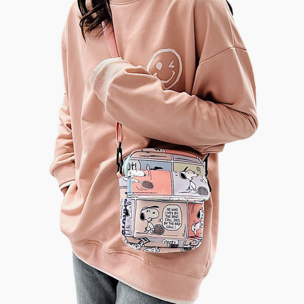 Peanuts Snoopy Crossbody Bag