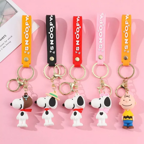 Peanuts-Snoopy-Figure-Keychain