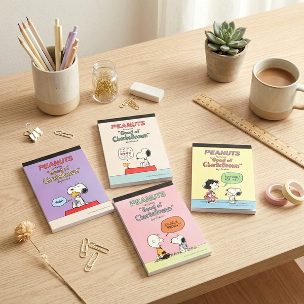 Peanuts Snoopy Memo Pad