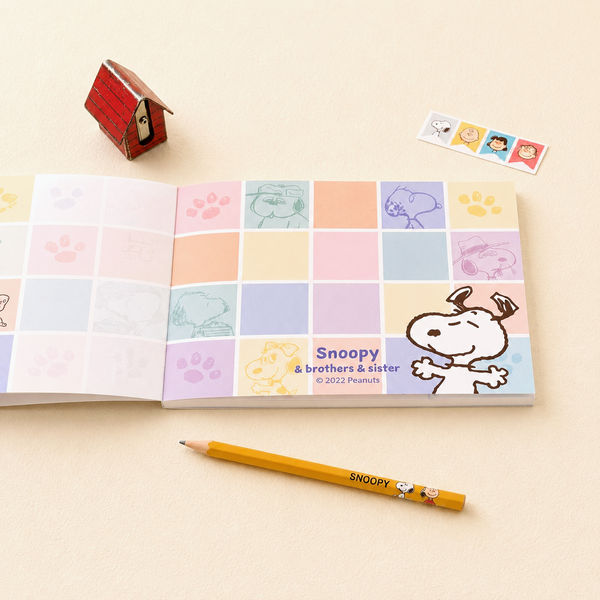Peanuts Snoopy Memo Pad - Snoopy & Family - Limited Edition