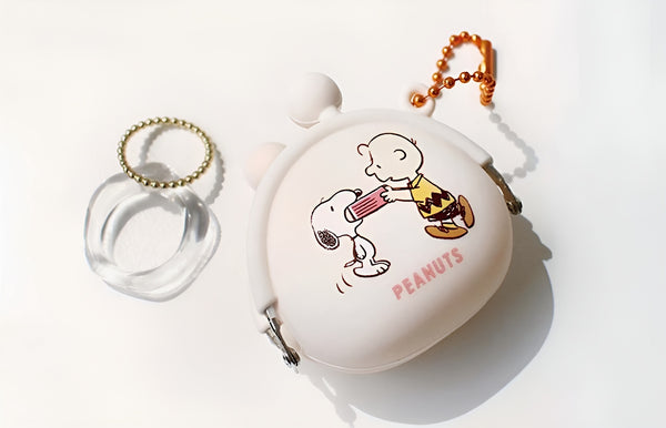 Peanuts Snoopy Mini Kiss-Lock Coin Purse - Surprise Pack