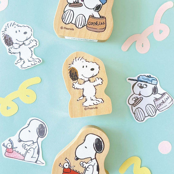 Peanuts Snoopy Wood Piece Stamps