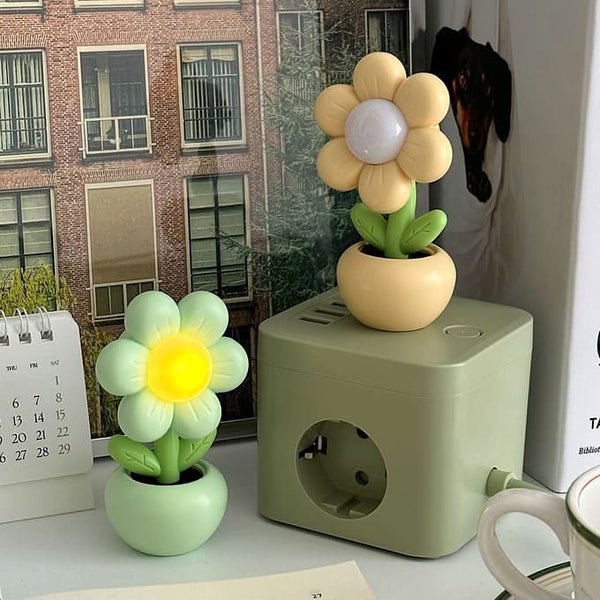 Playful Pop Flower Lamp