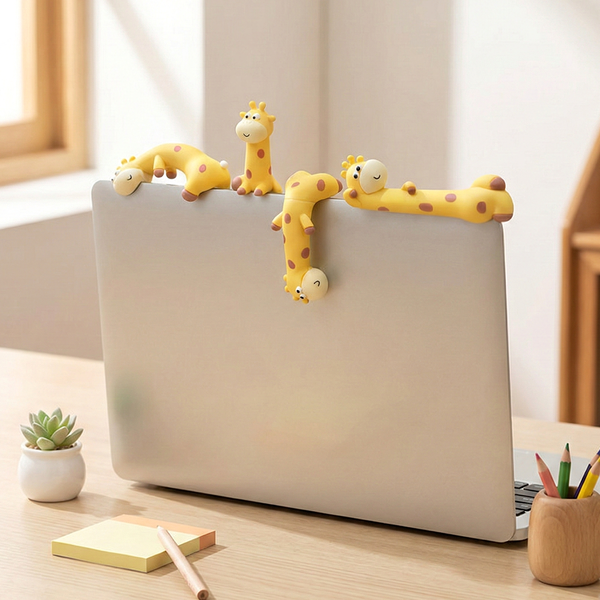 Sweet Wink Cuddle Cling Giraffe