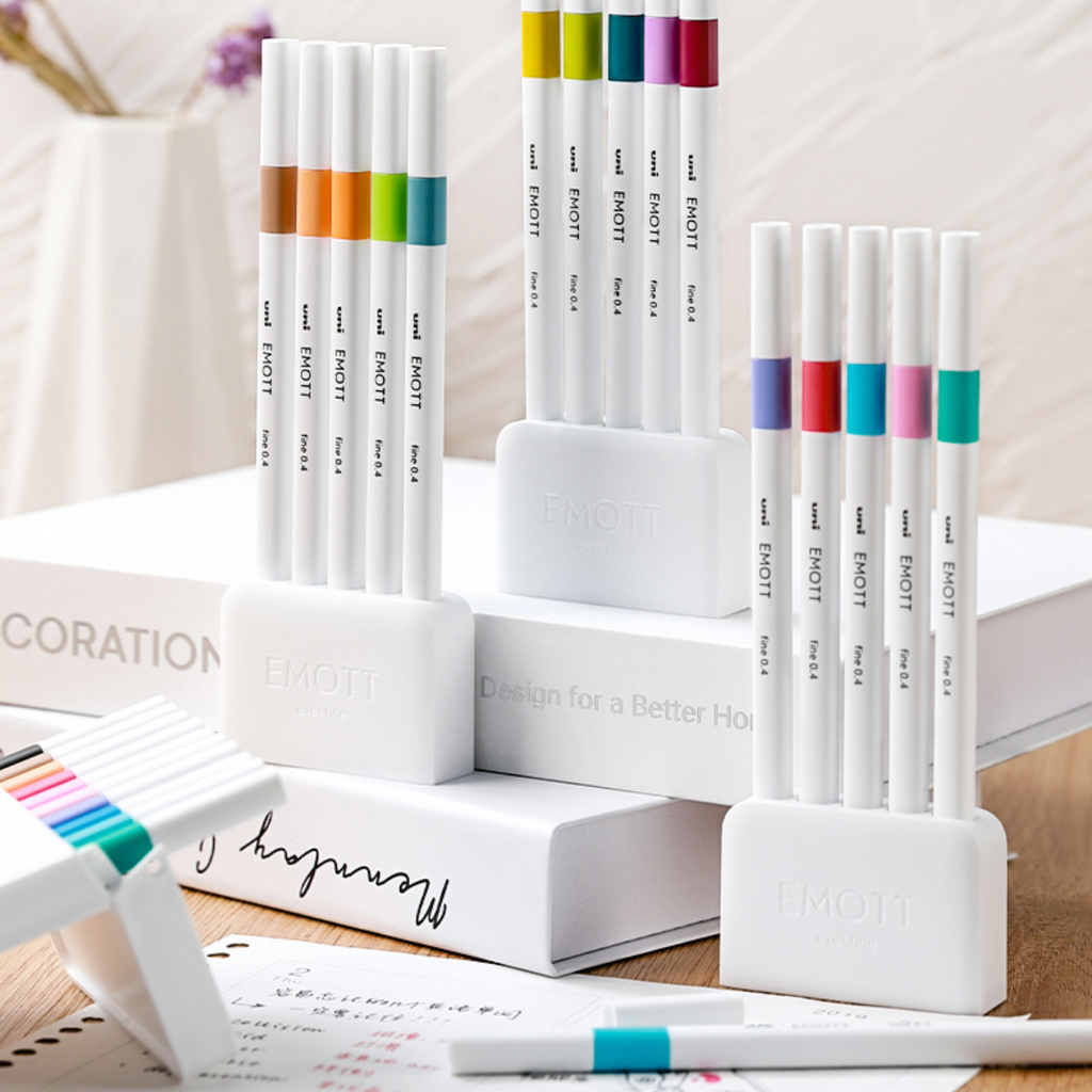 https://kawaiipenshop.com/cdn/shop/products/1-set-Uni-EMOTT-Sign-Pen-color-marker-0.4-mm-5-Color-Set-stationery-school-supplies-office-supplies-12_1024x1024.png?v=1618413028