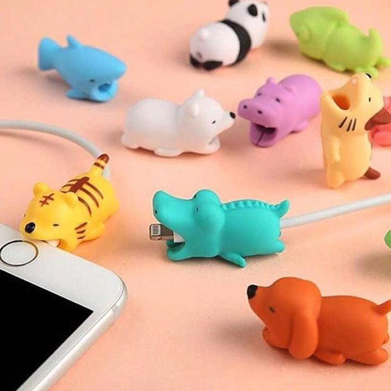 1 pcs Animal Cable bites Protector for Iphone protege cable